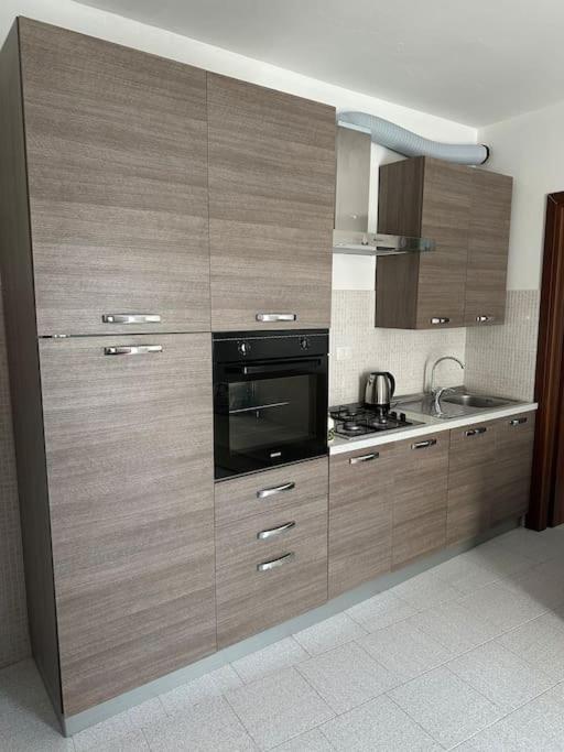 Apartmán Mati Malpensa Con Navetta 20Eur Lonate Pozzolo Exteriér fotografie